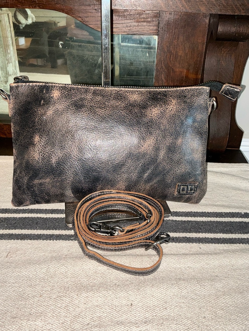 NWOT Bed Stu Arena Crossbody Clutch Shoulder Belt Bag Black Lux MSRP $110